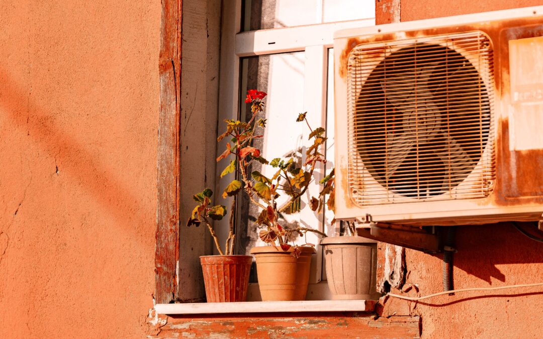 Ma clim fait du bruit : faut-il s&rsquo;inquiéter ?